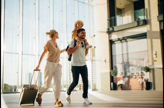 iStock-1352753120_reise_flyplass.jpg